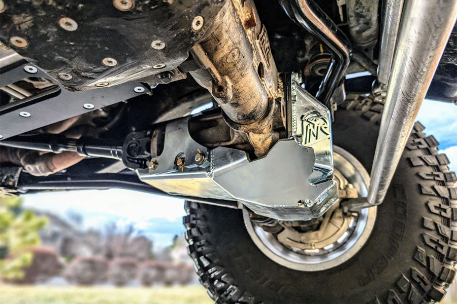 Next Venture Motorsports Front Diff Skid M210 w/ Spacer - Zinc Plating Silver