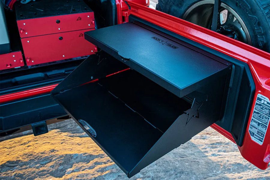 Rock Slide Engineering Tailgate Table