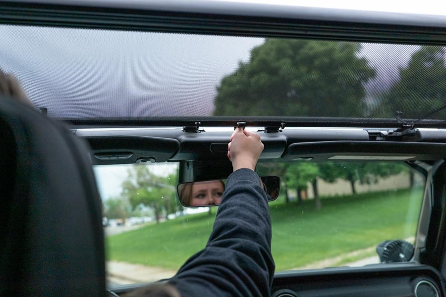 Bestop The SunScreen Retractable Sunshade - Mesh (Sunrider for Hardtop)