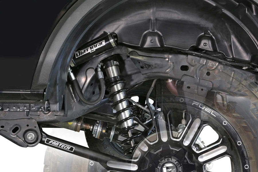 FabTech 3in UniBall UCA Lift Kit w/ Coilovers