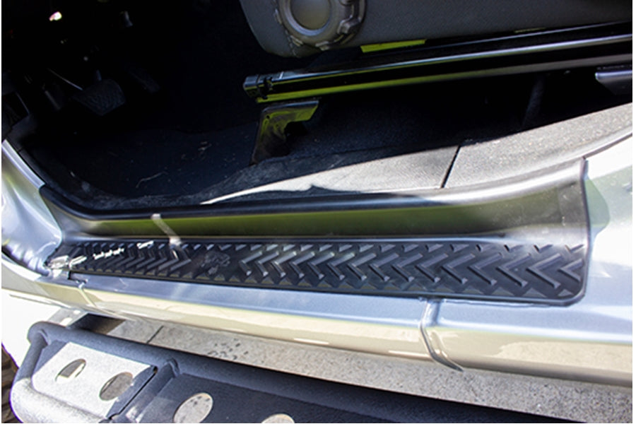 Fishbone Offroad Front Entry Guards